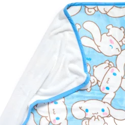 NAKAJIMA CORPORATION Cinnamoroll Throw Blanket (All-Over Series)