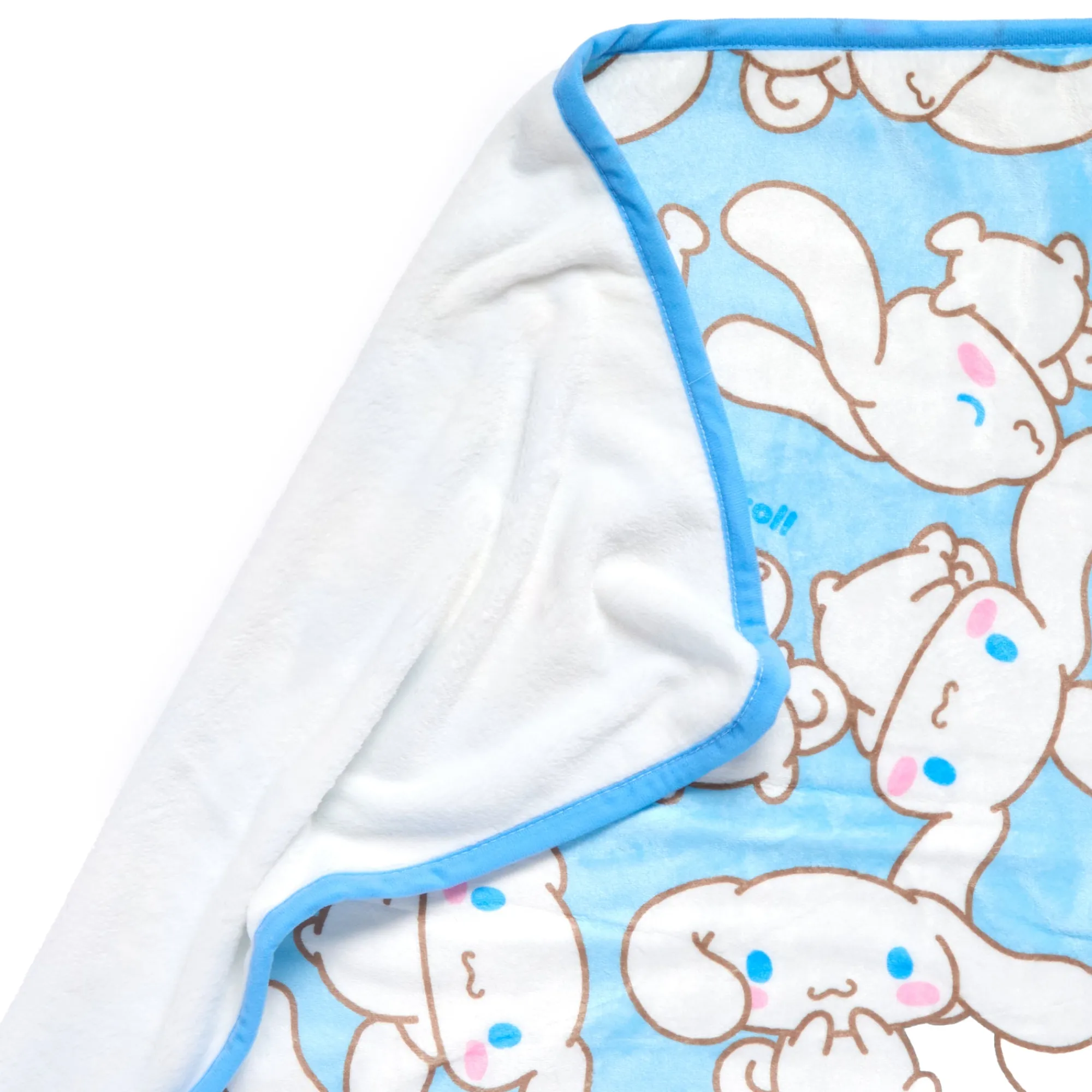 NAKAJIMA CORPORATION Cinnamoroll Throw Blanket (All-Over Series)