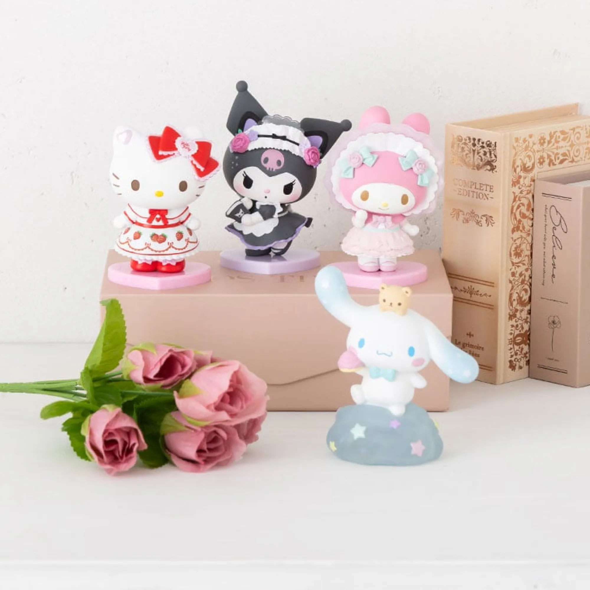 Japan Original Hello Kitty Boxed Mini Figurine