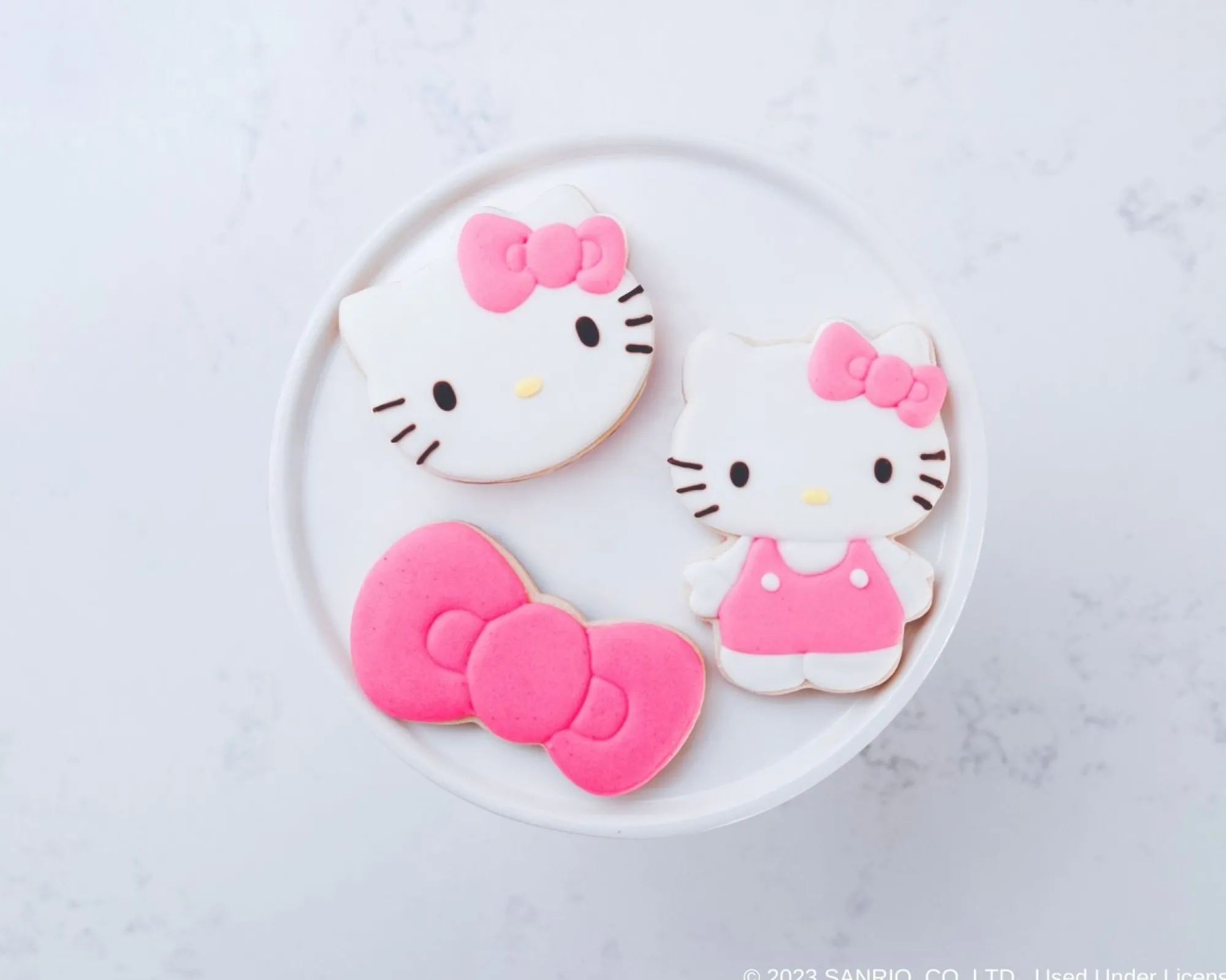Handstand Kitchen Hello Kitty Cookie Baking Set
