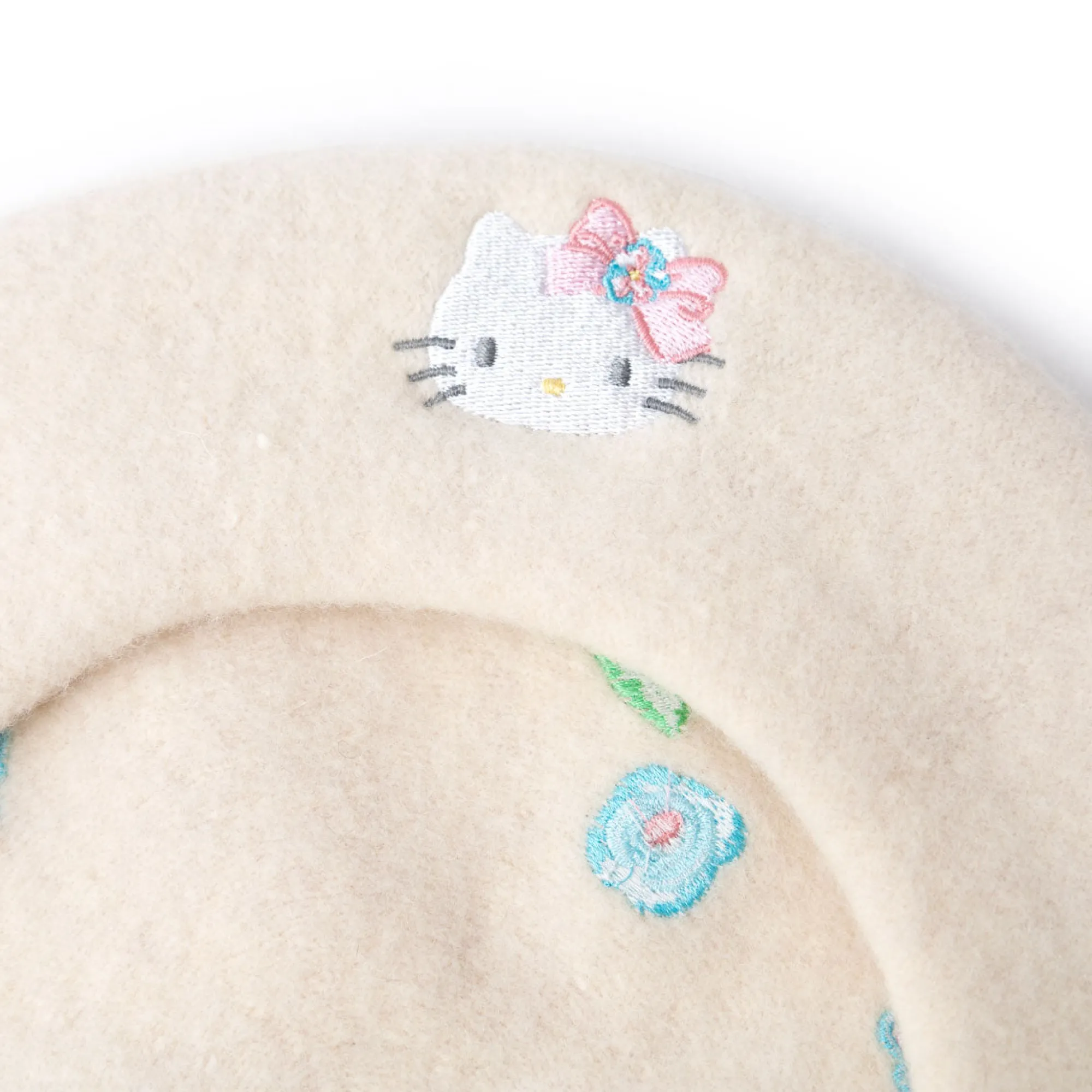JapanLA Hello Kitty Floral Beret