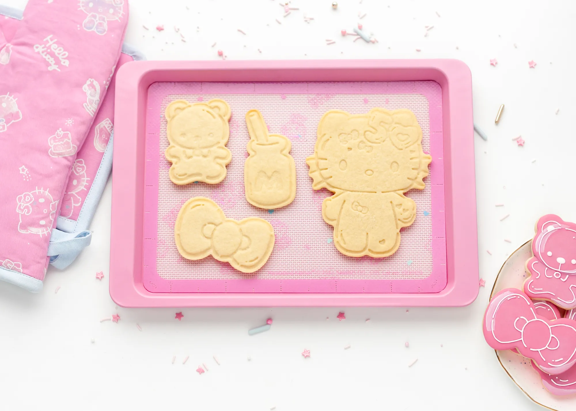 Handstand Kitchen Hello Kitty 50th Anniversary Cookie Stamp and Frosting Set