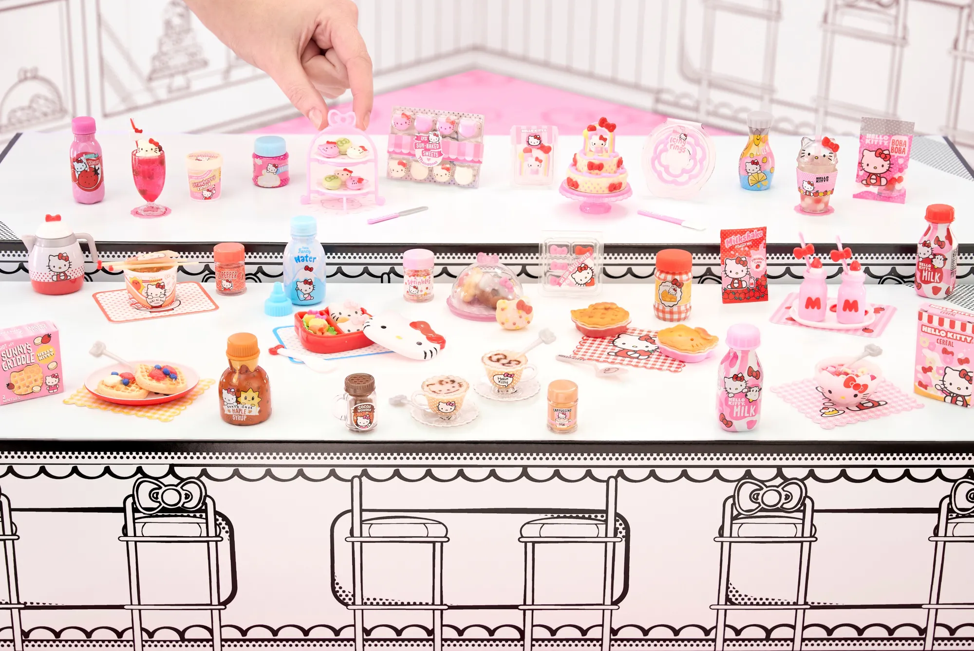 MGA Hello Kitty x 's Miniverse Make It Mini Food Blind Capsule (Series 1)