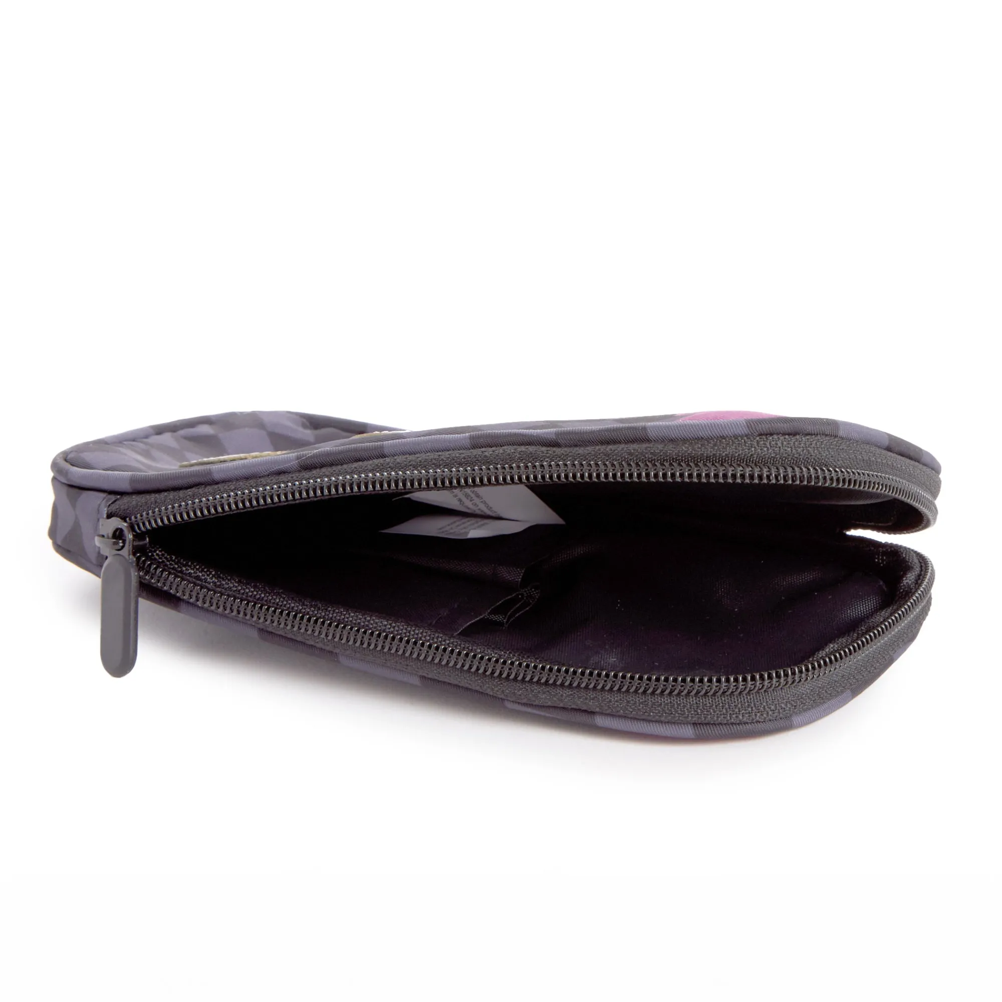 NAKAJIMA CORPORATION Kuromi Travel Case (Strawberry Treat Series)